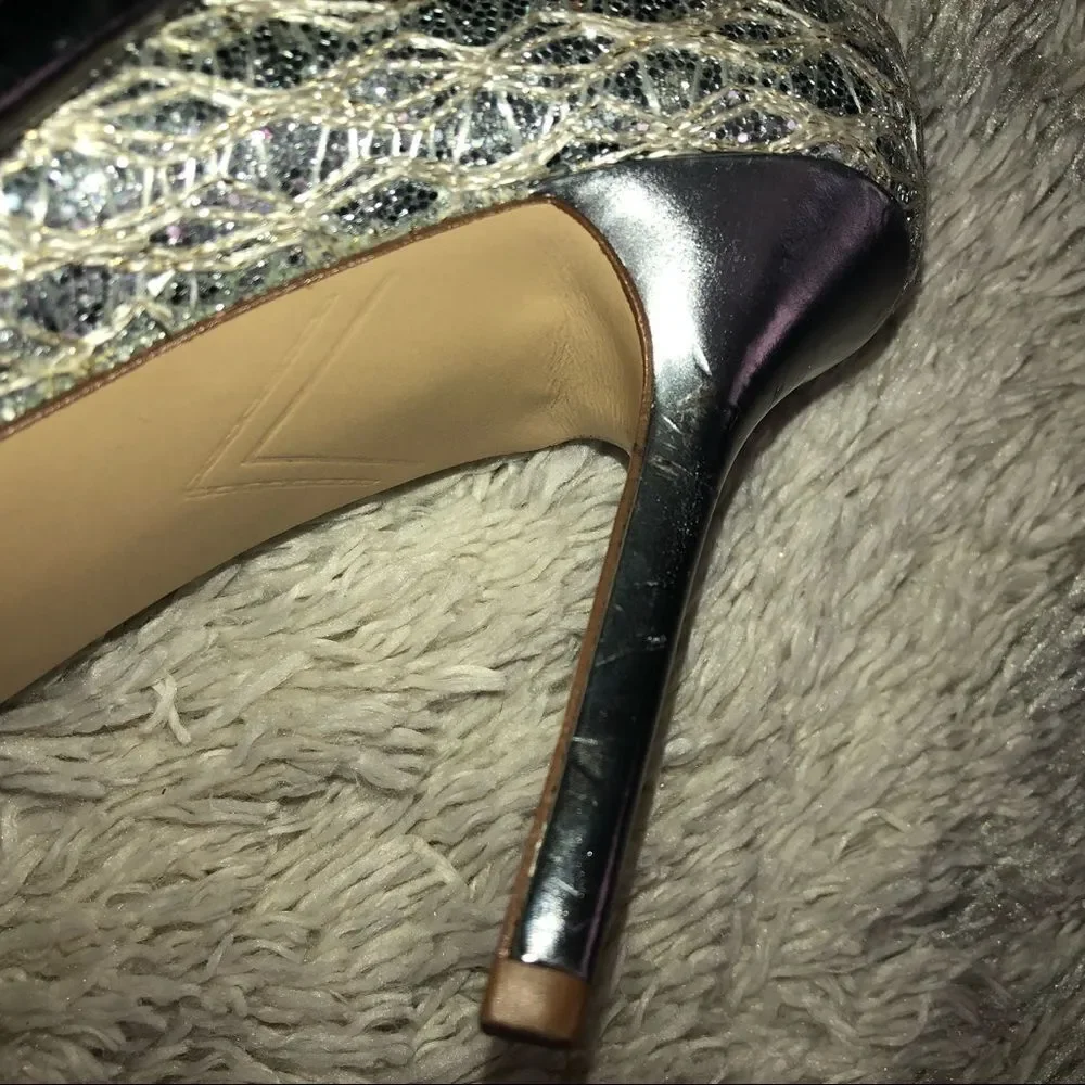 Enzo Angiolini shoe.